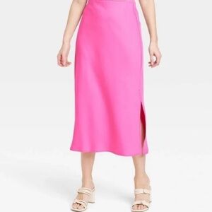Pink Satin Midi Medium Elastic Skirt Side Slit Officewear Easter Vacation